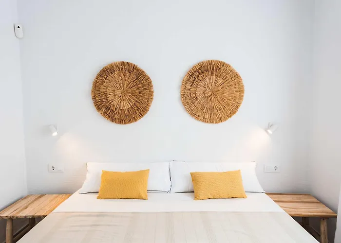 Villa Sol B - Breathtaking Sea Views And Large Shared Pool