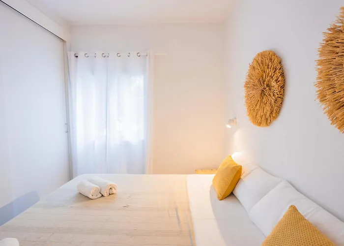 Sol B - Breathtaking Sea Views And Large Shared Pool * סון באו